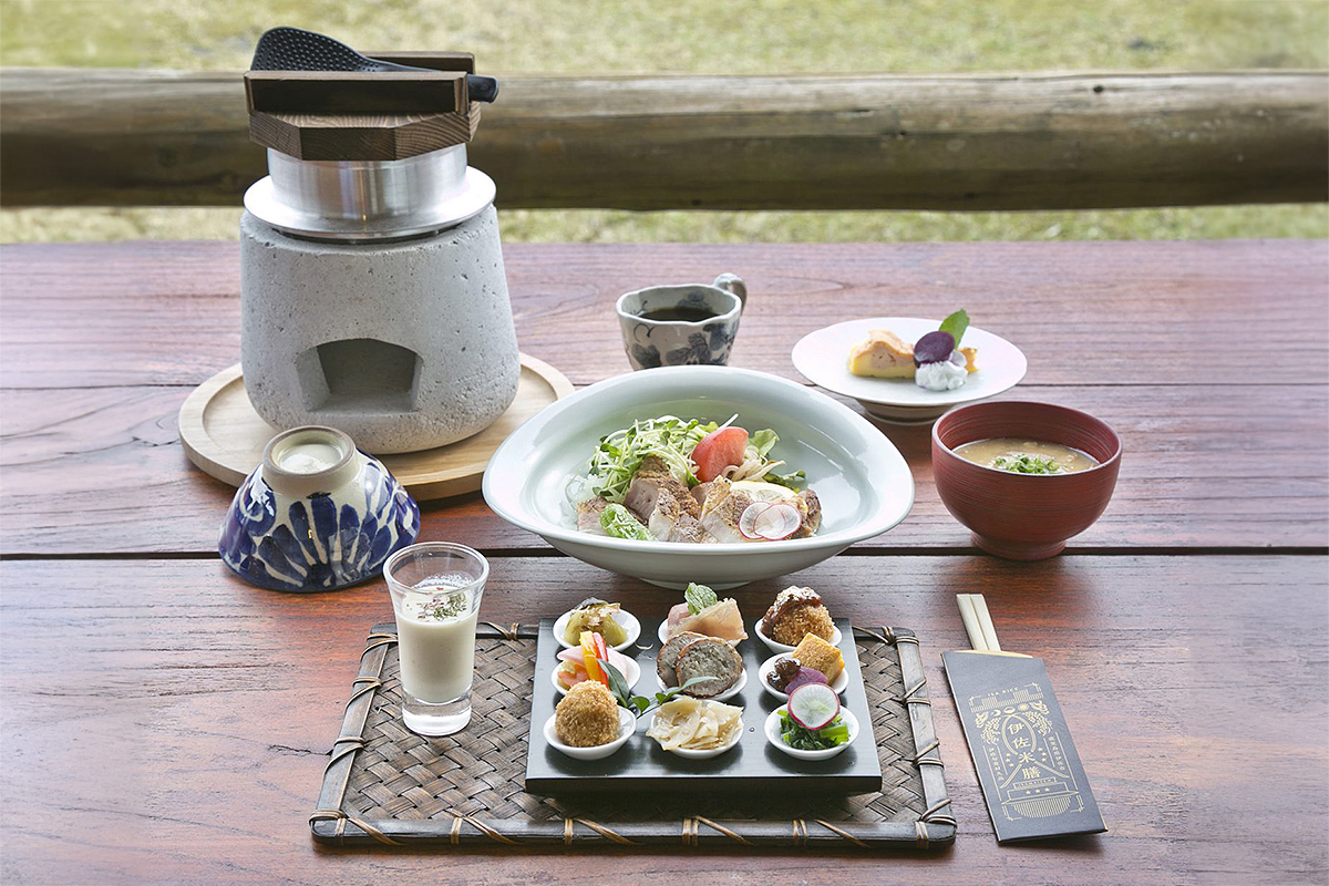 伊佐の素材の良さを活かしたこだわりの「伊佐米膳」