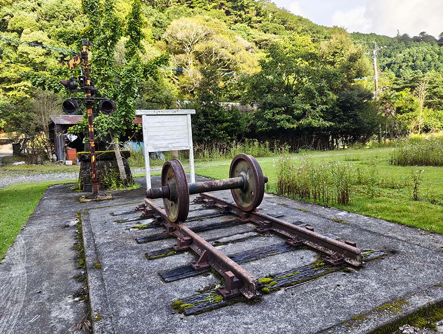 近くには薩摩布計駅跡も