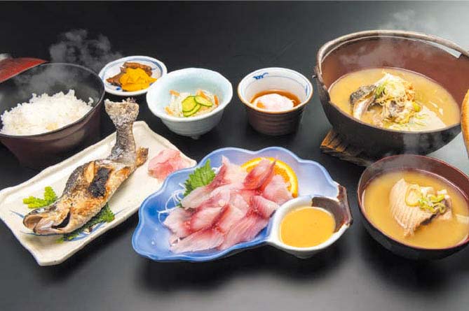 大型駐車場も完備！ご家族で楽しめます