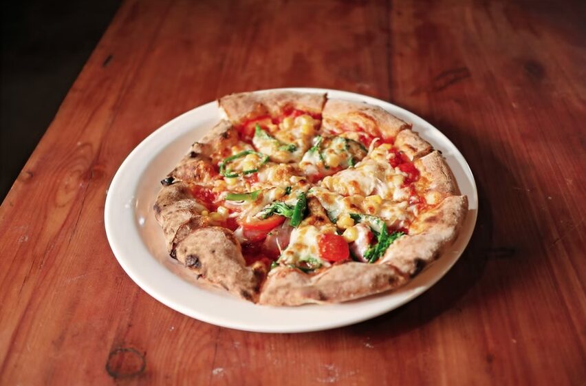 ピザ作り体験（十曽青少年旅行村）